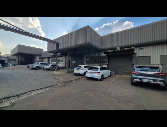 1,594M² FACTORY TO LET IN ANDERBOLT